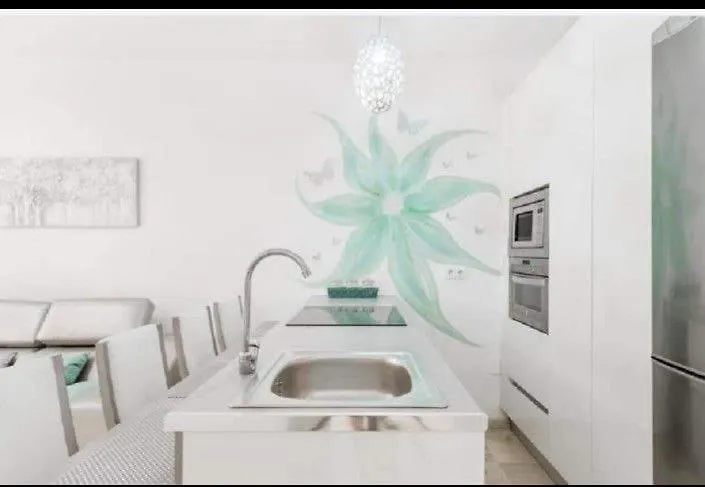 Kbm-1 Apartment Cadiz